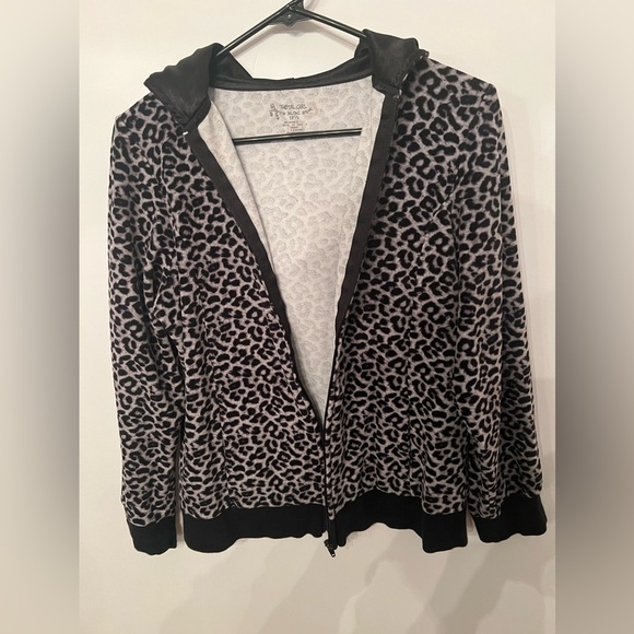 TOTAL GIRL GIRLS XL (18-1/2) PRINTED HOODIE FULL ZIPPER BLACK/GREY. - Picture 6 of 7